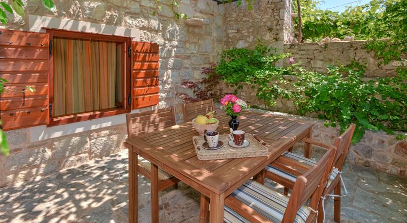 Holiday Home Rudina Stari Grad  Zimmer foto